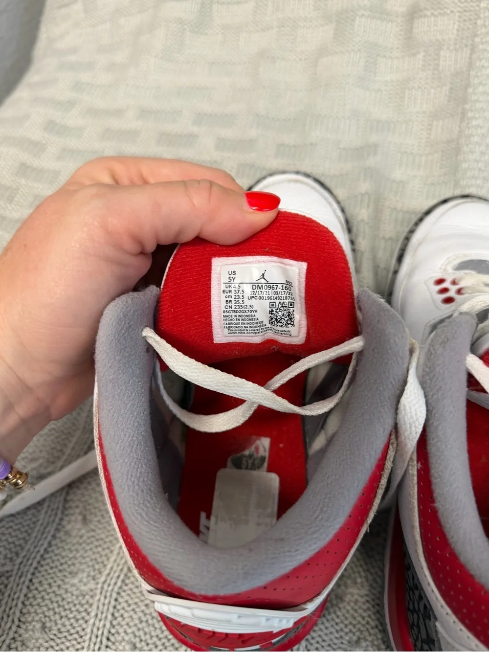 Jordan Kids White/Red/Gray Retro 3 Sneakers